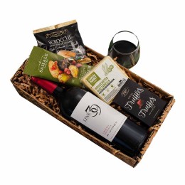 Red Wine & Snax Gift Box