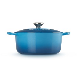 Le Creuset Signature Cast Iron Round Dutch Oven - 5.5qt