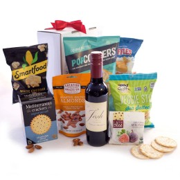 A Toast to Snacks Wine Gift Set