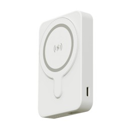 Fast Charging Power Bank w/Built-In Credit Card Holder