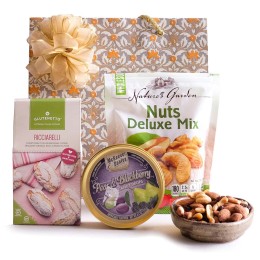 Candies and Nuts Gift Set