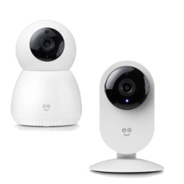 Set of Wi-Fi Auto-Tracking Camera and Wi-Fi Camera - White
