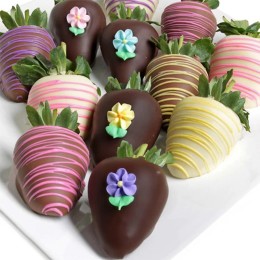 Flowers Chocolate-Covered Strawberries Gift - 12 pc.