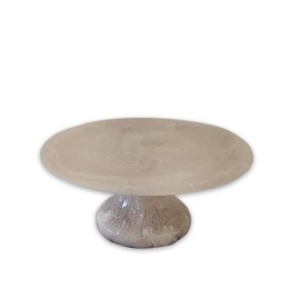 Jeanne Fitz Resin Collection Cake Stand